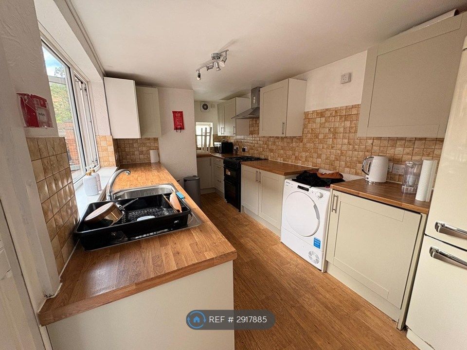 Property photo 1 of 4