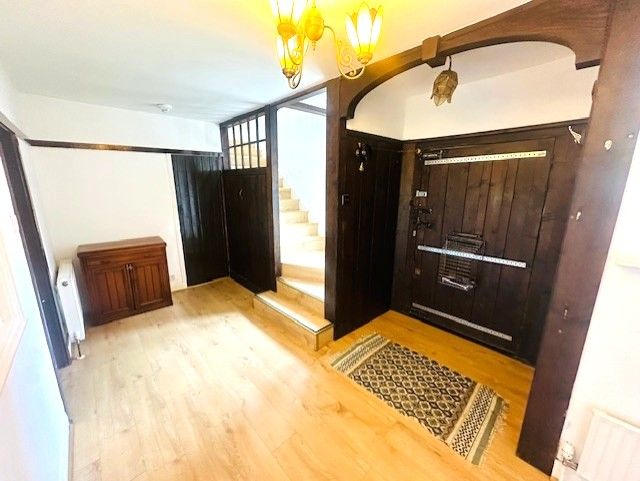 Property photo 3 of 21