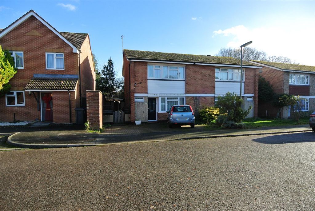 Property photo 1 of 17 Front.Jpg