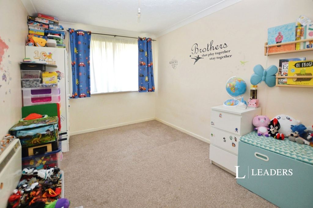 Property photo 3 of 7 Pbox-Img.Jpg