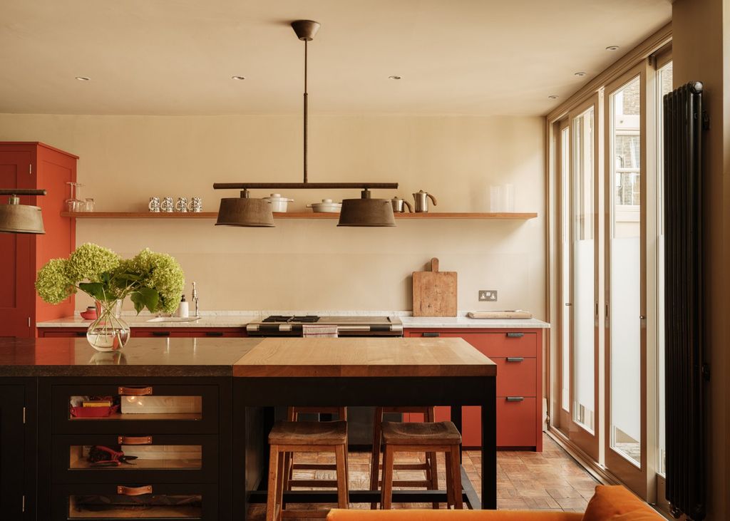 Property photo 2 of 11 Ground Floor