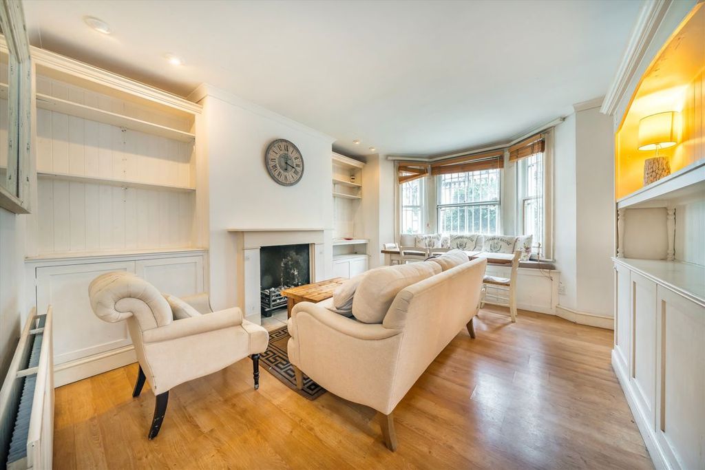 Property photo 2 of 7