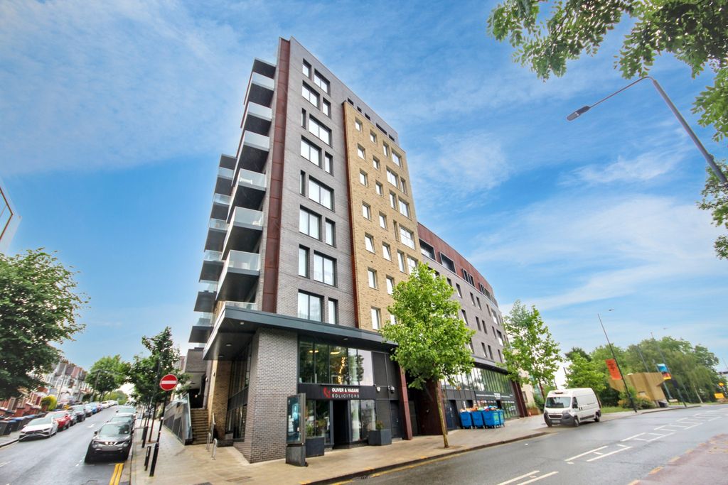 Property photo 1 of 7 Signia Court, Wembley, Middlesex Ha9