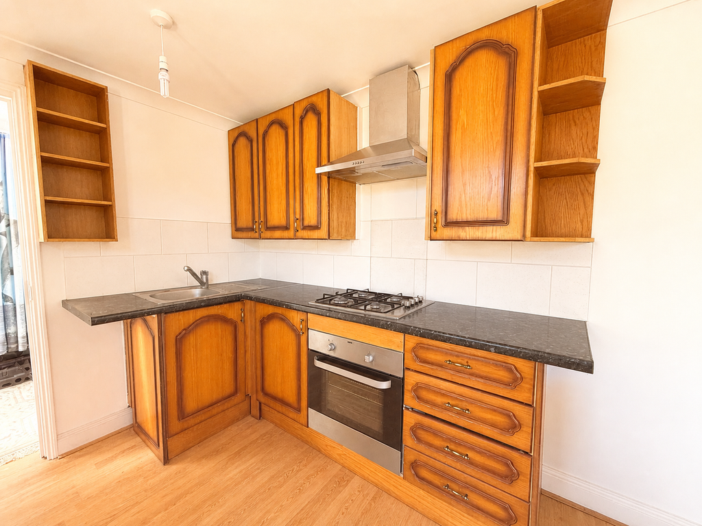 Property photo 2 of 4 Kitchen