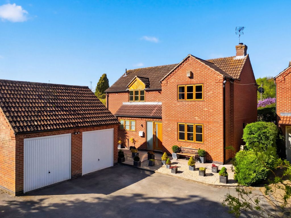Property photo 1 of 38