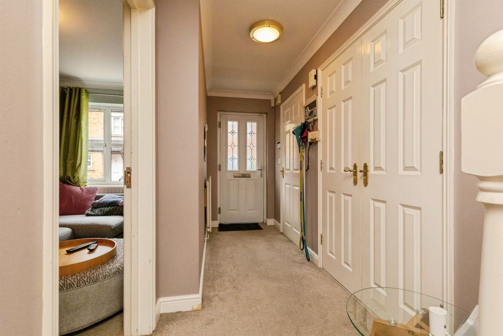 Property photo 3 of 20