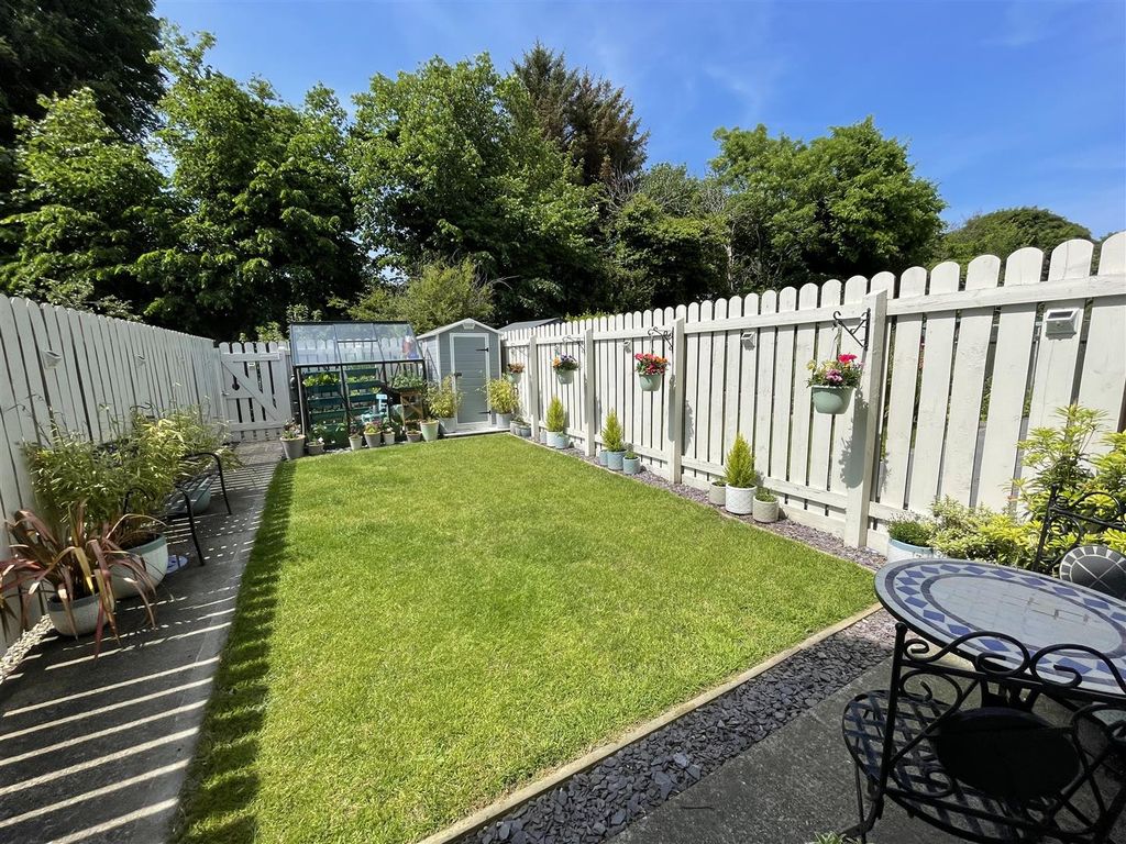 Property photo 2 of 19 Rear Garden.Jpg