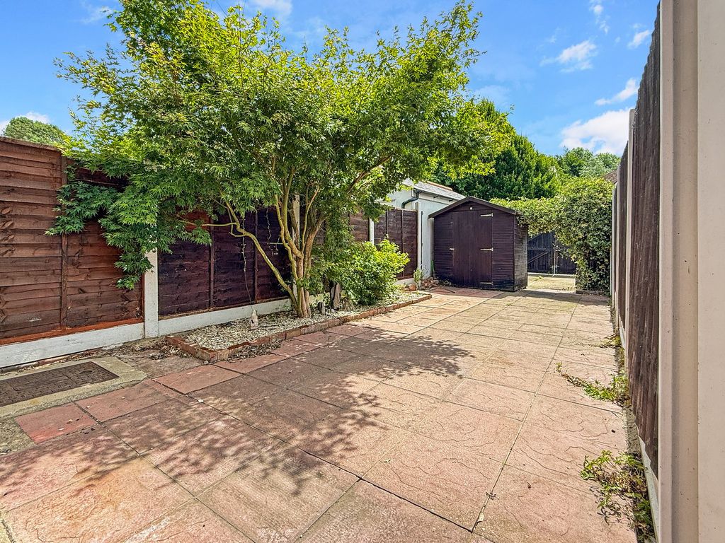 Property photo 2 of 18