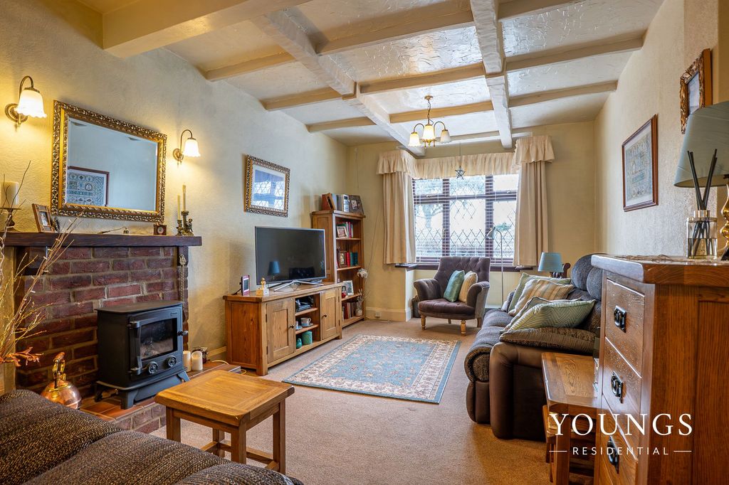 Property photo 3 of 28