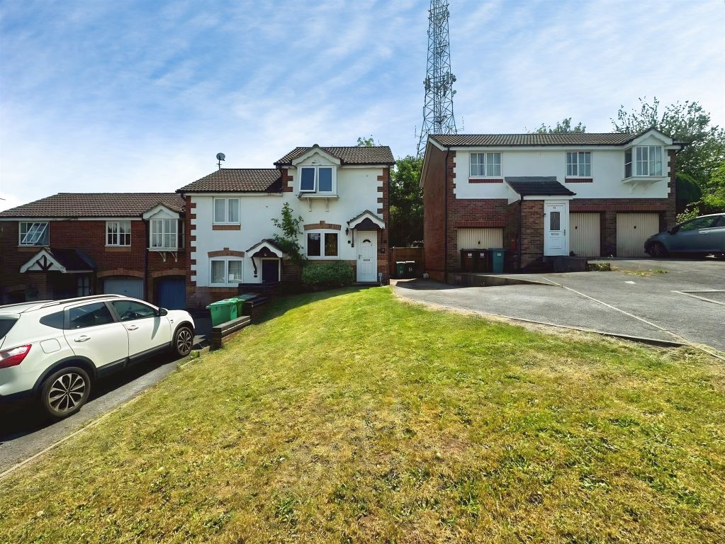 Property photo 1 of 18