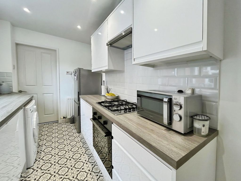 Property photo 2 of 16 5052501