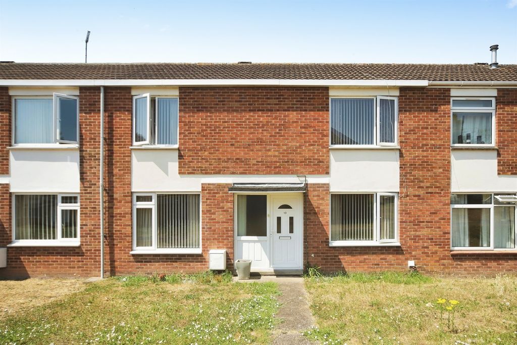 Property photo 1 of 18