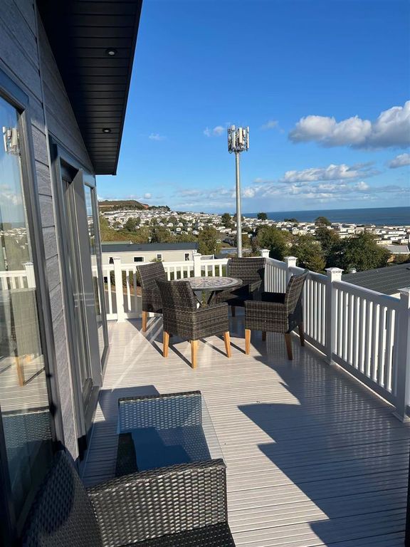 Property photo 1 of 50 37Terr6.Jpg