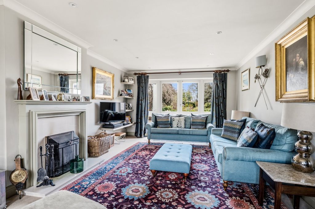 Property photo 3 of 23 Picture No. 27