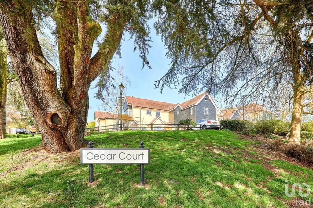 Property photo 1 of 8