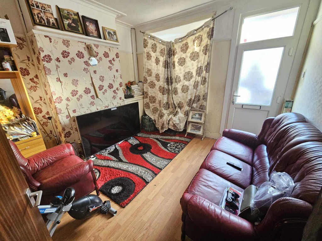 Property photo 2 of 9