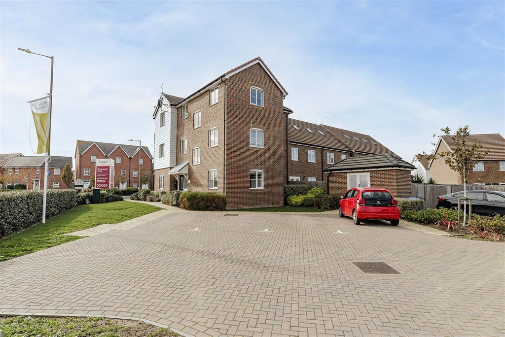 Property photo 2 of 17 L J Imaging-17.Jpg