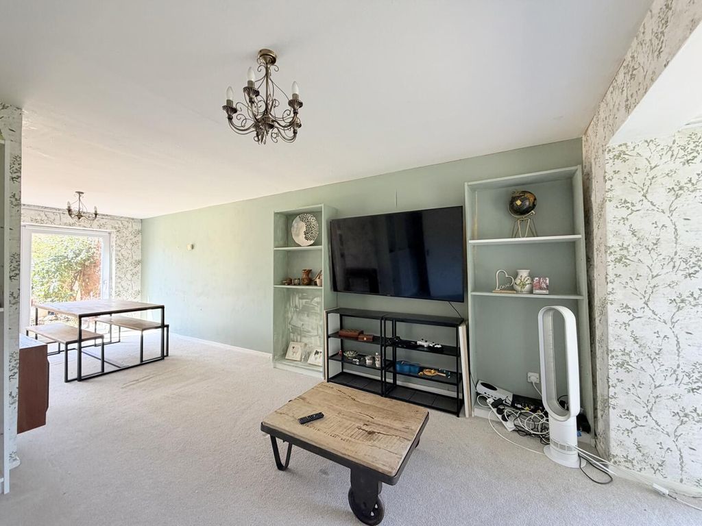 Property photo 3 of 13 Living Room
