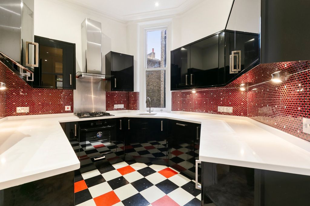 Property photo 3 of 16