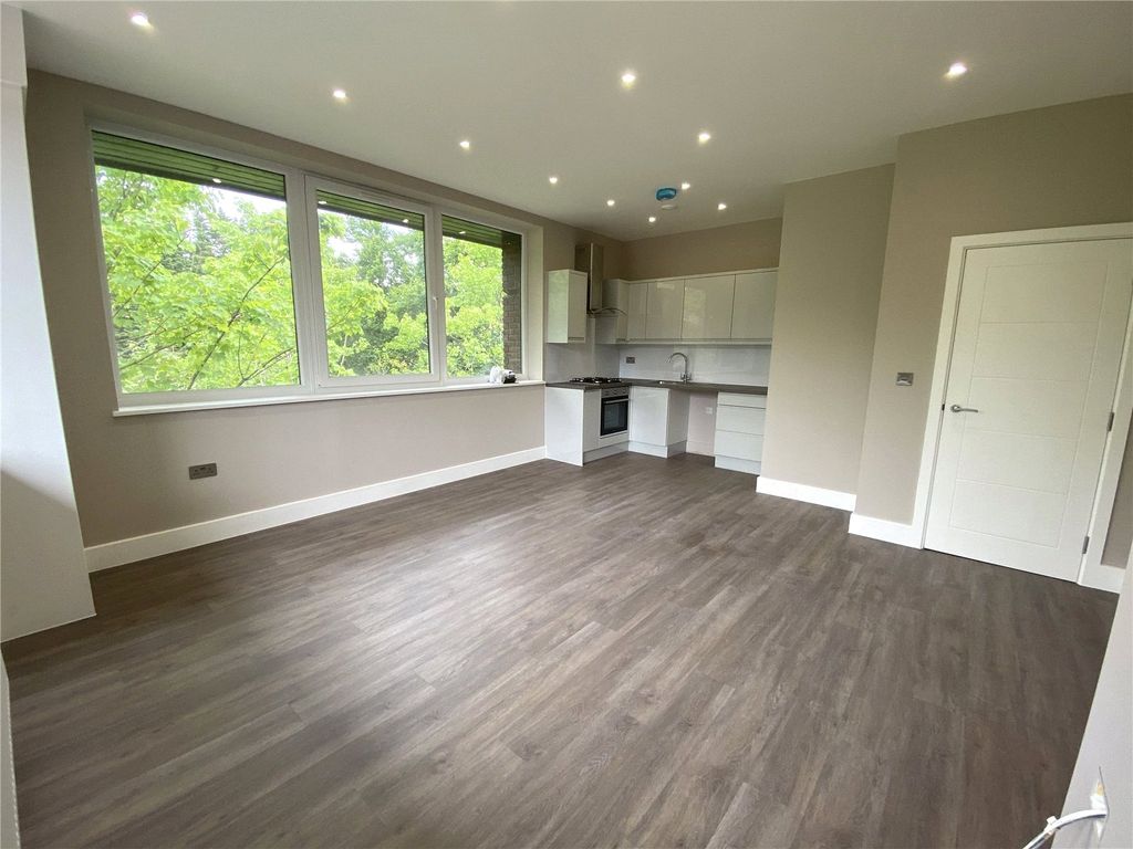 Property photo 2 of 5 Picture No. 09