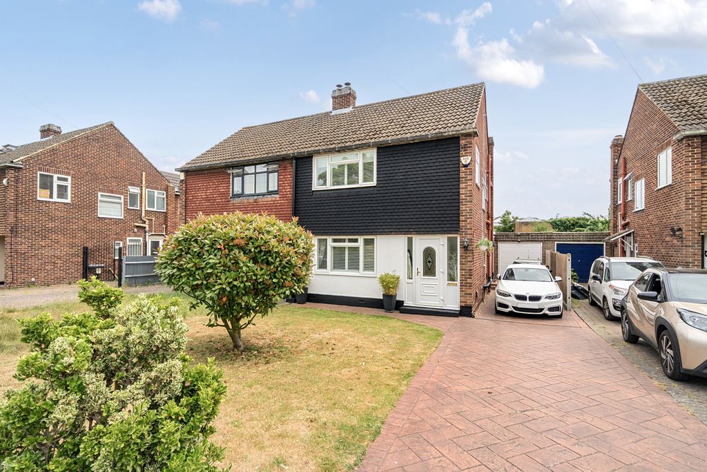Property photo 1 of 19 1469032-17-6A1852...