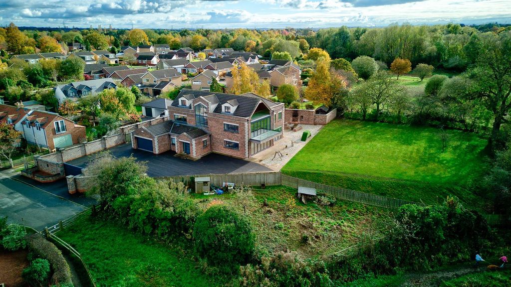 Property photo 1 of 49 49 The Village_Earswick 01_297.Jpg