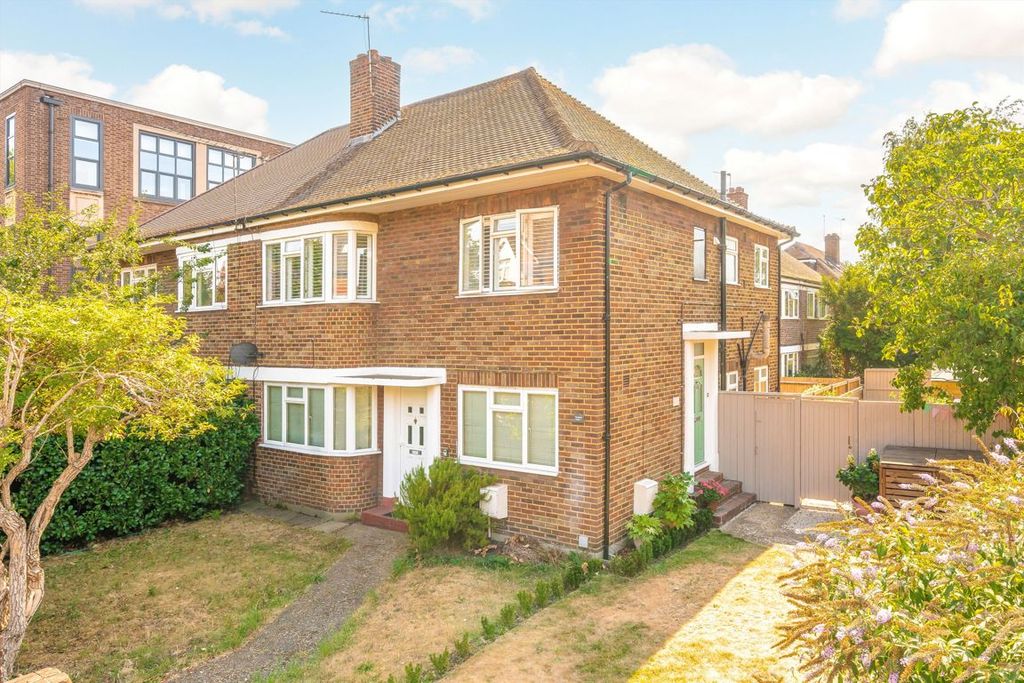 Property photo 1 of 6