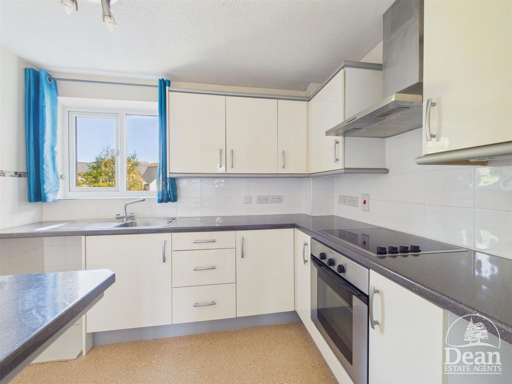 Property photo 3 of 7