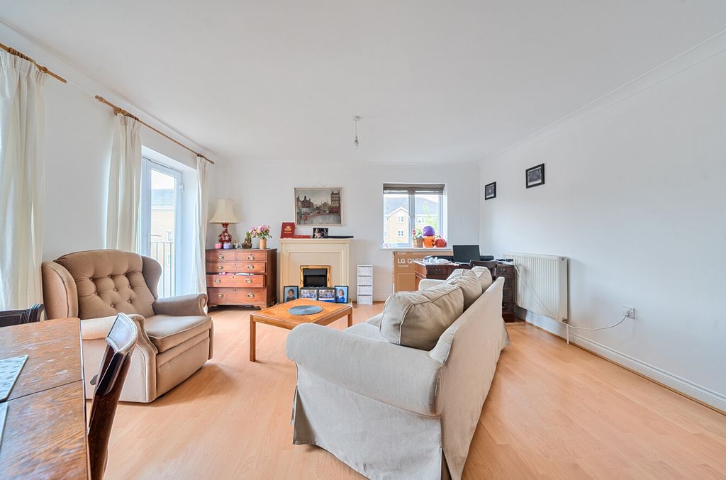 Property photo 3 of 9 1332558-13-68913c...