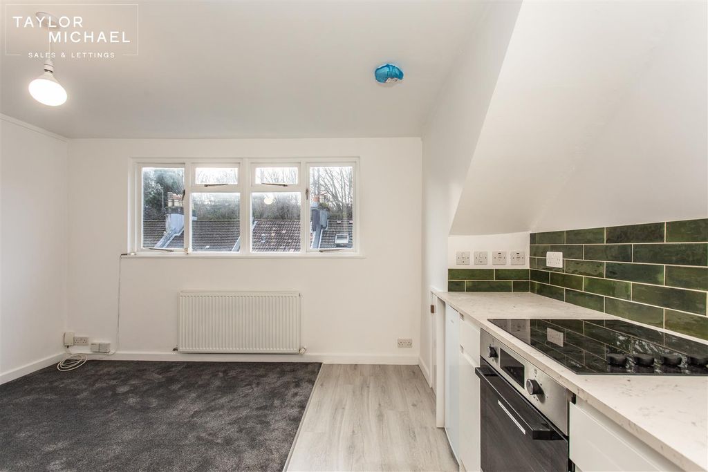 Property photo 2 of 13 Kitchen / Living Room