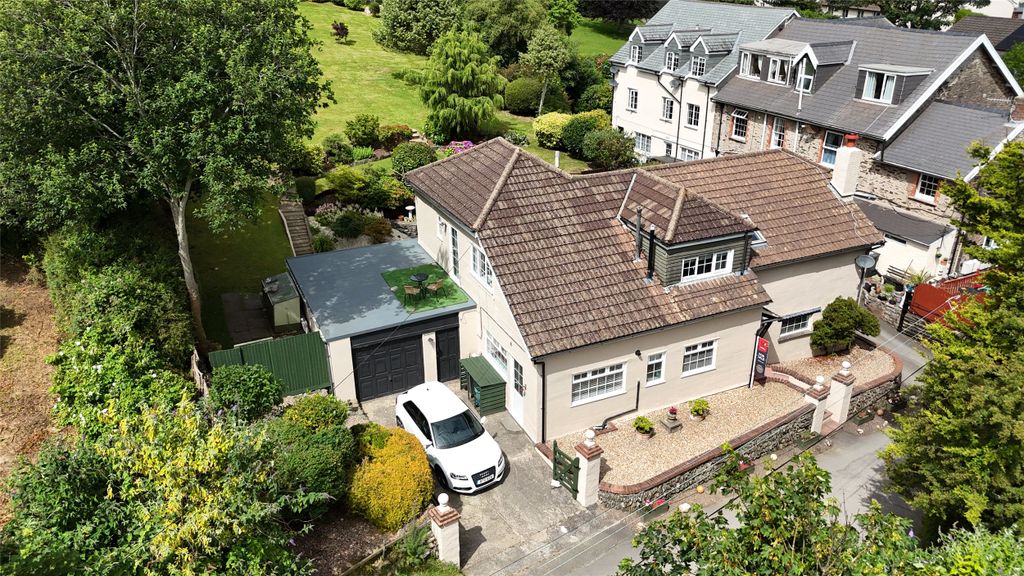 Property photo 1 of 28 Picture No. 94