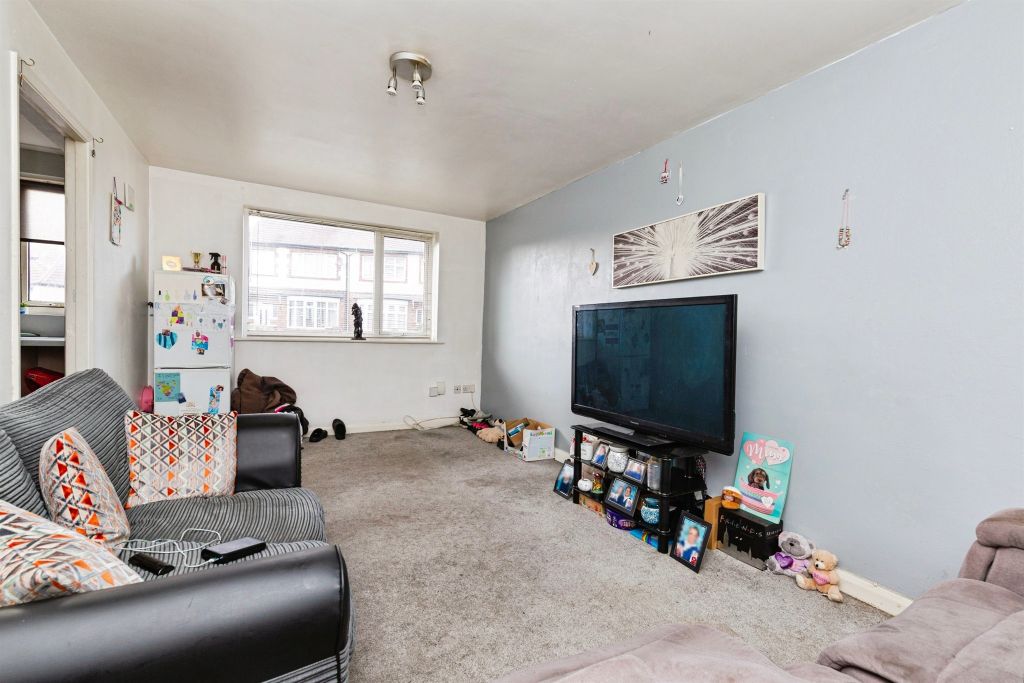 Property photo 2 of 9