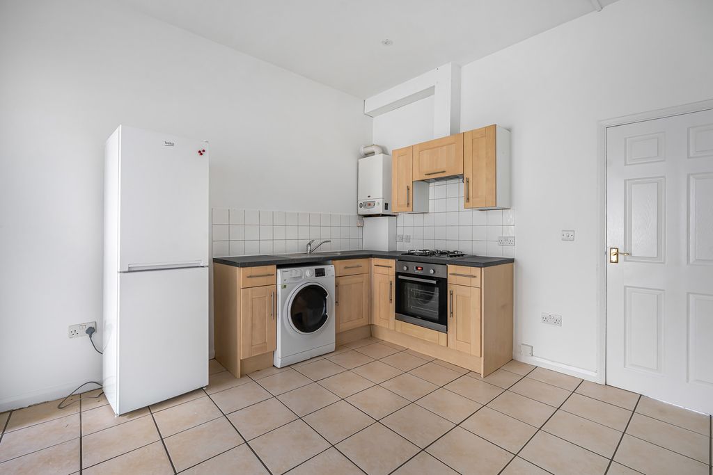 Property photo 3 of 16 Kitchen