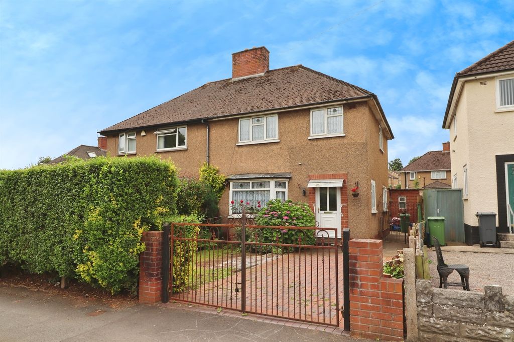 Property photo 1 of 17