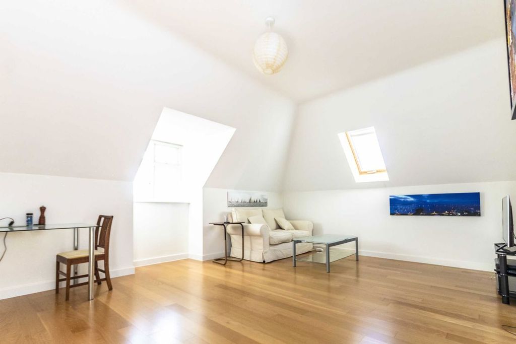 Property photo 2 of 4