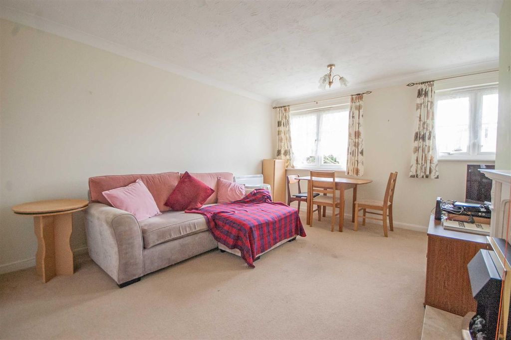 Property photo 2 of 9 L3.Jpg