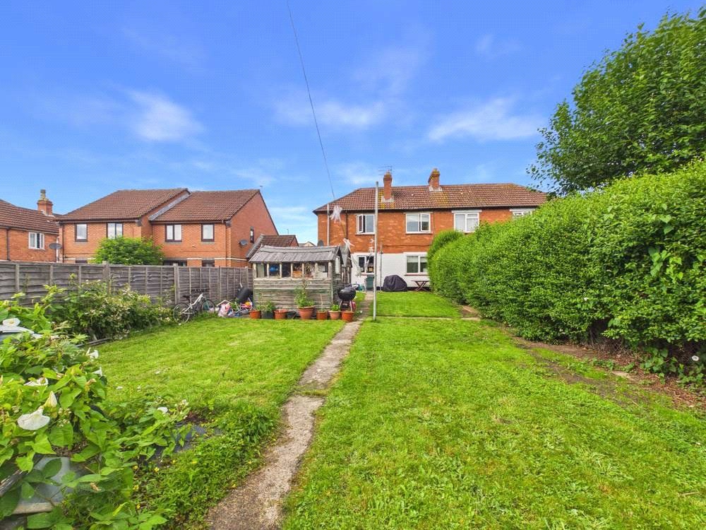 Property photo 2 of 11 Picture No. 14