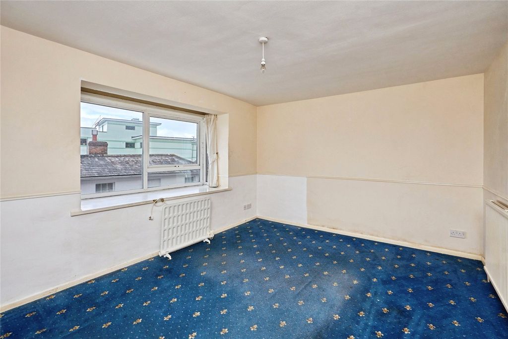 Property photo 3 of 13 Picture No. 11