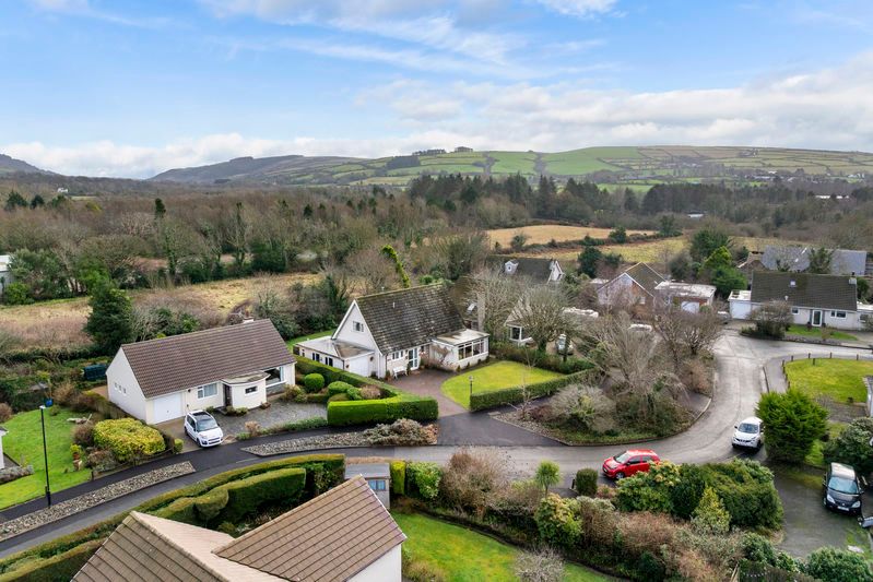 Property photo 3 of 29 Easdale, 2 Balladoyne
