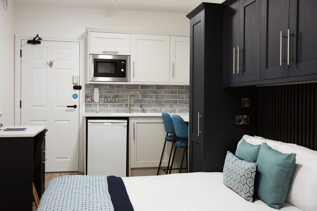 Property photo 2 of 15 Image