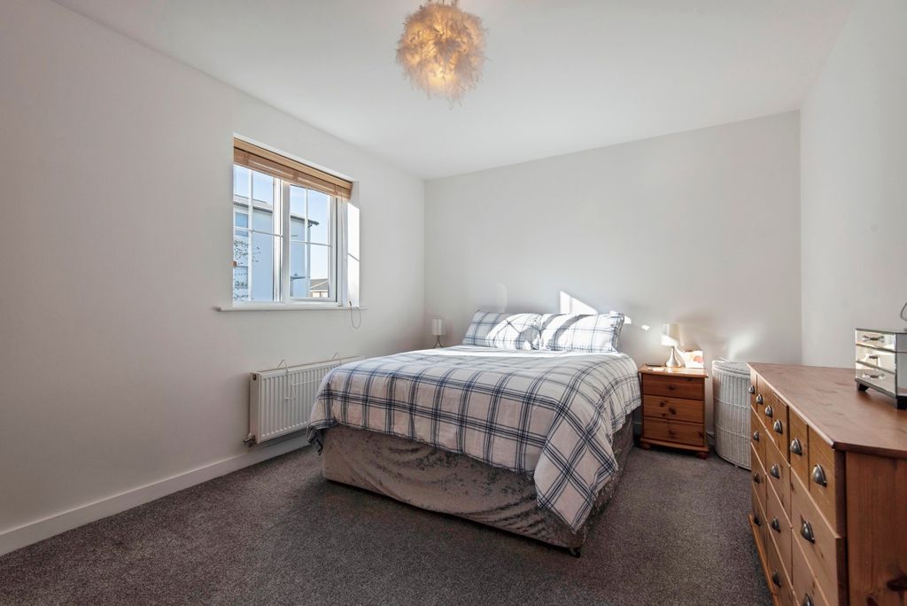 Property photo 3 of 25 Bedroom Two