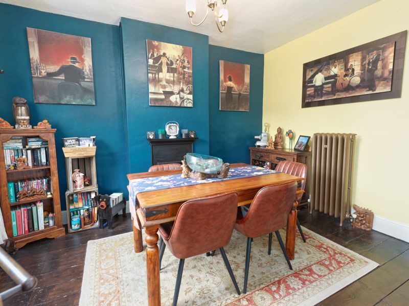 Property photo 3 of 19 Photo 6