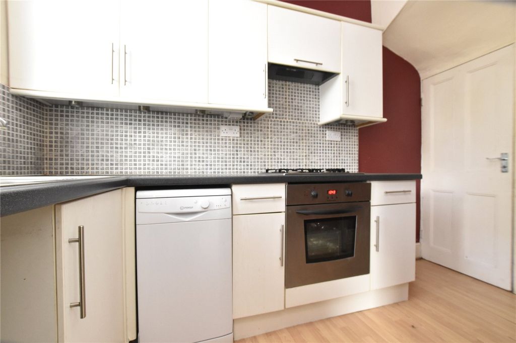 Property photo 3 of 9 Picture No. 09