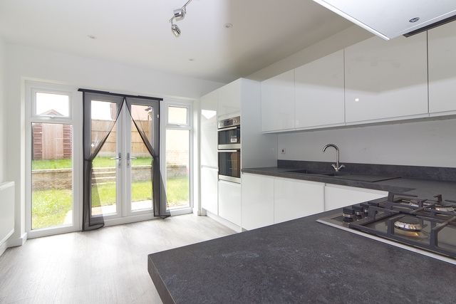 Property photo 2 of 13 Kitchen Diner