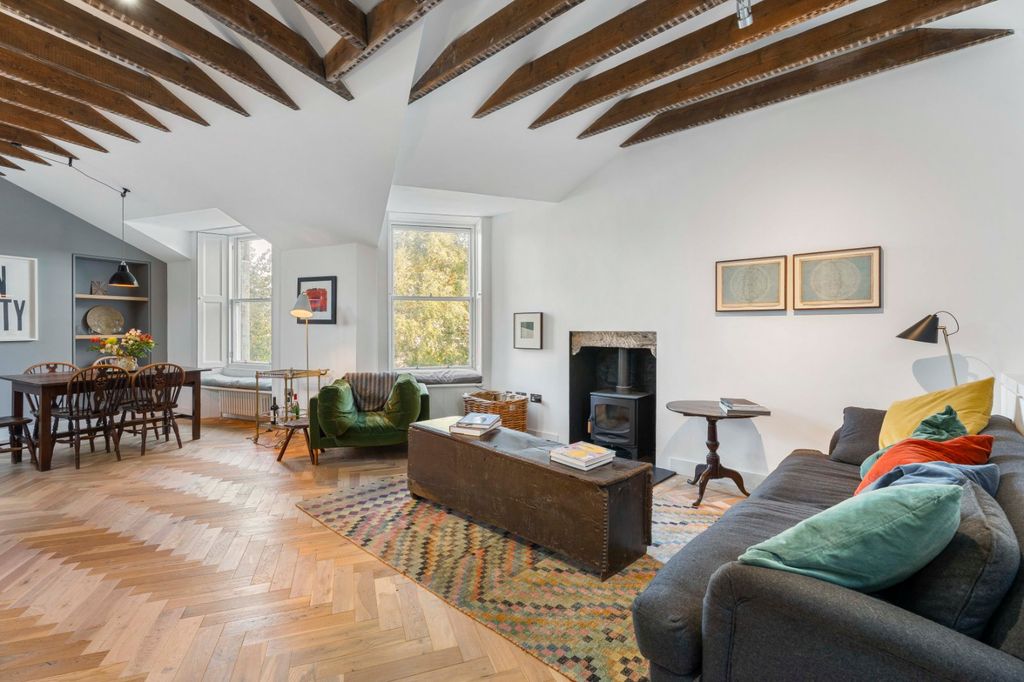 Property photo 2 of 19 Picture No. 08