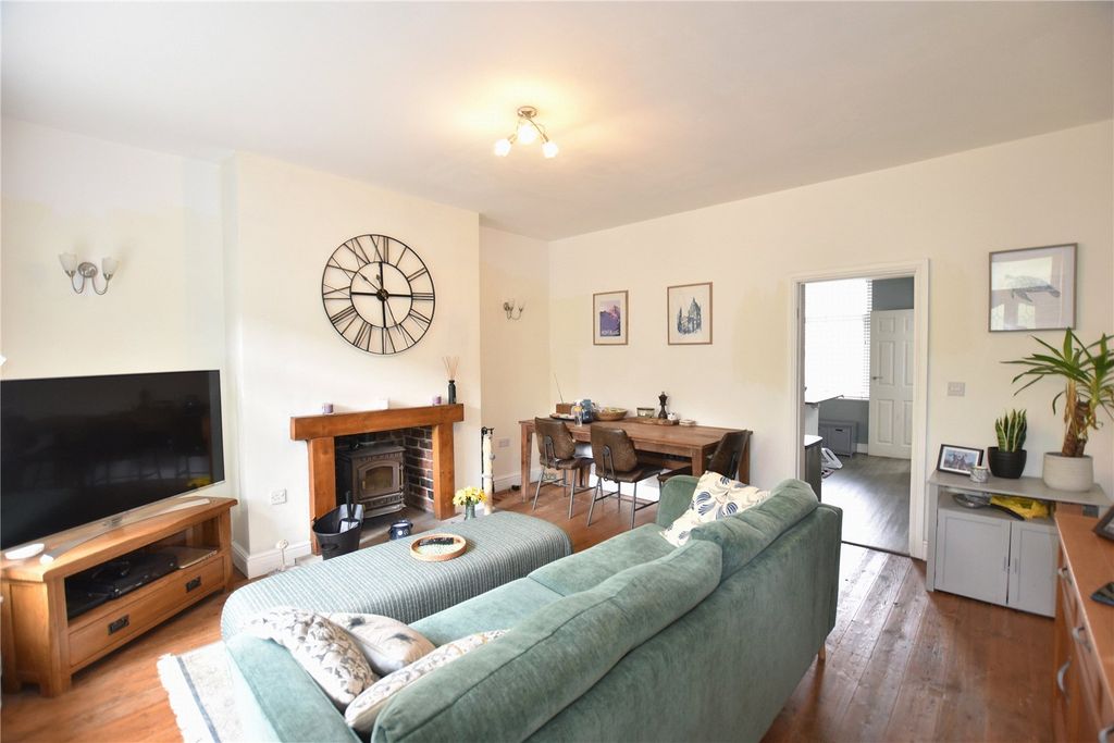 Property photo 2 of 11 Picture No. 07