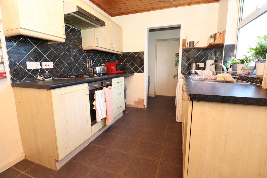 Property photo 3 of 12 Img_4425