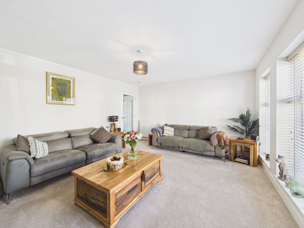 Additional image 3 of 5 bed detached house for sale17 Strathgray Road, Dundee, Angus DD2