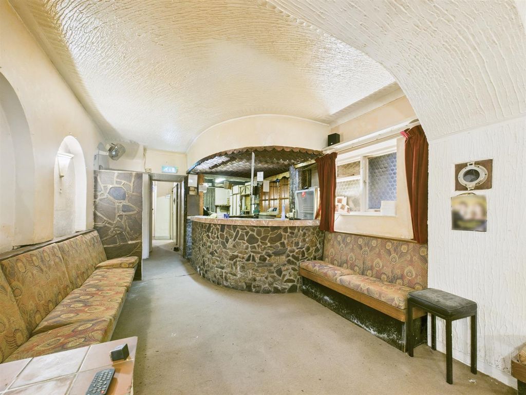 Property photo 1 of 13 Cam04045G0-Pr0056-Still003.Jpg