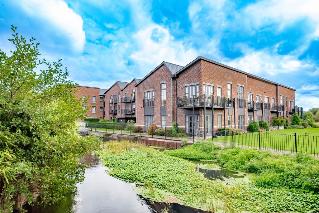 Property photo 1 of 18 Dsc_7153